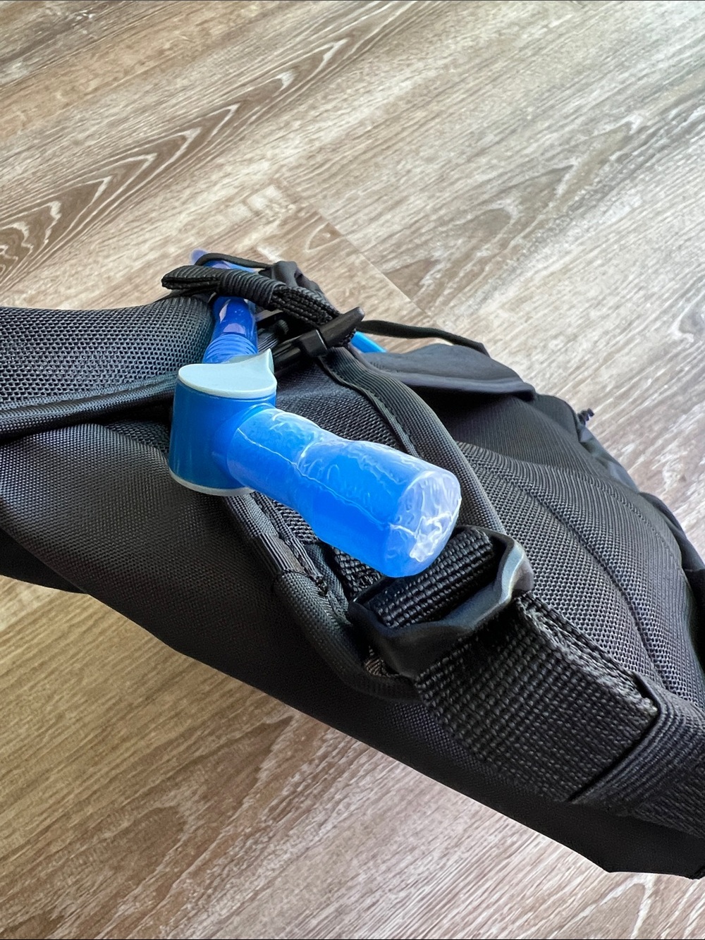 CamelBak | Arete 14 Hydration Pack Backpack Black 1.5L Crux Reservoir Unisex - Picture 4 of 10